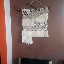 Mi primer tapiz con la rama del ciruelo de mis nonos. . Un projet de Artisanat de Natalia Gutierrez - 04.02.2021