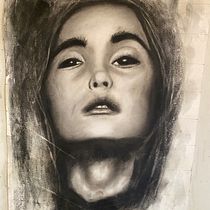My project in Artistic Charcoal Portraiture: Creating Atmosphere course. Desenho projeto de Carl Barnes - 08.02.2021
