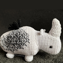 Proyecto Final-Rino Blackwork. Projekt z dziedziny Sz, dełkowanie, Craft, Projektowanie zabawek,  Tkactwo, DIY, Amigurumi, Wzornictwo tekst i liów użytkownika Teresa - 07.02.2021