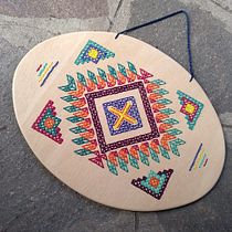 Bordado sobre madera: Mandala Navajo. Un projet de Artisanat de Roberta - 21.02.2021