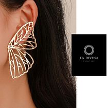 Proyecto final MKT digital - La Divina. Jewelr, Design, and E-commerce project by Larissa Del Rio Saenger - 02.24.2021