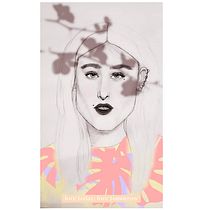 Mi Proyecto del curso: Retrato con lápiz, técnicas de color y Photoshop. Desenho, Desenho a lápis, Desenho de retrato, Desenho digital, Design digital e Ilustração tradicional projeto de Brenda Piotrowsky - 05.03.2021