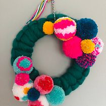 My project in Pom-Pom Design and Creation course. Un projet de Artisanat de saralwaters - 08.03.2021