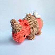 Creación de amigurumis: Rino. Crochet project by lauurananda - 03.09.2021
