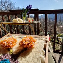 My project in Tapestry Weaving in a High-Warp Loom course. Arts, Crafts, Decoration, Fiber Arts & Interior Decoration project by Anna Doneva - 03.10.2021