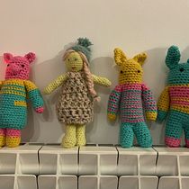 mis pequeñxs. Arts, Crafts, Creativit, Crochet, and DIY project by ainhoabellamy - 03.12.2021