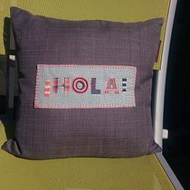 dar vida a uma almofada. Embroider project by carla seixas - 03.14.2021