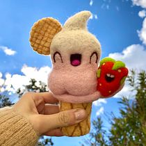 My first project of needle felting : a cute ice cream. Un projet de Art to de francidt - 18.03.2021