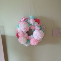 My project in Pom-Pom Design and Creation course. Un projet de Artisanat de michelletyrre1 - 20.03.2021