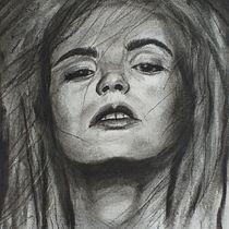 My project in Artistic Charcoal Portraiture: Creating Atmosphere course. Desenho artístico projeto de Willow Merryweather - 24.03.2021
