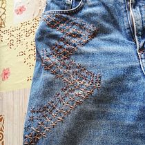 My project in Embroidery: Jeans Repair. . Bordado, Costura, Upc, e cling projeto de Elisa Uliana - 26.03.2021