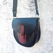 Mi Proyecto del curso: Creación de bolsos de cuero artesanales para principiantes. Design, Accessor, Design, Arts, Crafts, and Sewing project by Matias Garcia y Santos - 03.29.2021