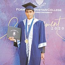 My project in Portrait Photography: Studio Direction and Production course. Portrait Photograph project by Haroon Rasheed - 04.01.2021