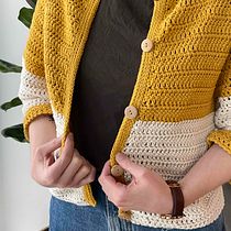 My Top-Down Project: Yellow-white colour blocked spring cardigan. Crochet project by Gina - 04.04.2021