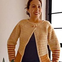 Mi Proyecto del curso:  Top-down: prendas a crochet de una sola pieza. Fashion Design, Fiber Arts, DIY, and Crochet project by Anggela Cruz Cuevas - 07.07.2021