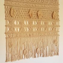 El mundo de los nudos en macramé. Macramé project by María Angélica Gastó Rosselot - 04.08.2021
