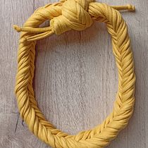 Mi Proyecto del curso: Creación de joyería textil Ein Projekt aus dem Bereich H, werk, Schmuckdesign, Weben und Textildesign von Adriana Guerrero - 07.04.2021