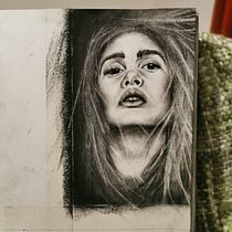 My project in Artistic Charcoal Portraiture: Creating Atmosphere course. Desenho de retrato projeto de Dan Lee - 11.04.2021