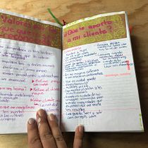 Mi Proyecto del curso: Modelos de negocio para creadores y creativos . Un progetto di Marketing, Produzione audiovisiva e Pubblicità di Rebeca Alejandra Acuña Rojas - 12.04.2021