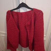 Mi Proyecto del curso:  Top-down: prendas a crochet de una sola pieza. Un progetto di Uncinetto di Laura Antolin Attelé - 13.04.2021