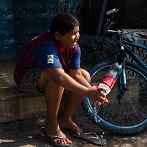My project in Introduction to Street Photography course. Un projet de Photographie de Dani Peer - 20.04.2021