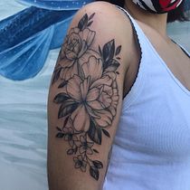 Mi Proyecto del curso: Tatuaje botánico con puntillismo. Projekt z dziedziny Projektowanie tatuaż użytkownika Maca Troiani - 14.04.2021
