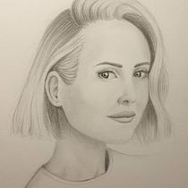 My project in Realistic Portrait with Graphite Pencil course. Artistic Drawing, Drawing, and Pencil Drawing project by paigemcardle - 04.15.2021