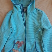 Bordé la chaqueta deportiva de mi hija ;). Bordado projeto de Sylvia Páez - 20.04.2021