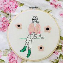 Mi Proyecto del curso: Bordado de imágenes de moda con needle felting. Embroider project by flor.atencia - 04.20.2021