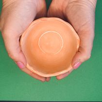 Mi Proyecto del curso: Esmaltado en cerámica para principiantes. Ceramics, Traditional illustration, Arts, and Crafts project by Lady Madriz Studio - 04.26.2021