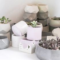 My project in Concrete Furniture Creation for Beginners course. Een project van Beeldhouwwerk van Lise Stout - 23.04.2021