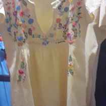 Mi Proyecto del curso: Teñido textil con pigmentos naturales, se le agrego bordado a mano de la cultura salvadoreña. Artesanato projeto de Dora Alicia Ramírez de Mathies - 29.04.2021