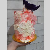 Mi Proyecto del curso: Cake design: técnicas decorativas modernas.  project by leslie.2815 - 04.30.2021