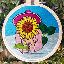 Mi Proyecto del curso: Introducción al bordado botánico. Un projet de Broderie , et Design textile de daniate9 - 07.05.2021