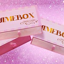 Mi Proyecto del curso: Jimebox. Projekt z dziedziny Projektowanie graficzne, Br, ing i ident, fikacja wizualna, Projektowanie produktowe, Web design i Fotografia produktowa użytkownika Veronica Traviesa - 23.03.2021