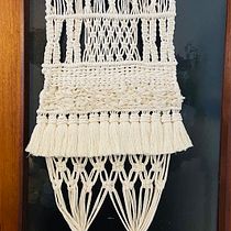 Mi Proyecto del curso: Introducción al macramé: creación de un tapiz decorativo. Arts, Crafts, Design, Interior Design, and Macramé project by Veronica Osorio - 05.12.2021