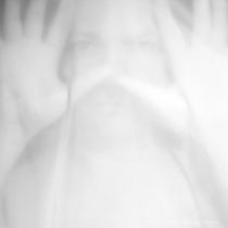 Se dévoiler / Revealing yourself. Photograph project by micg - 05.12.2021