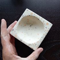My project in Decoration Techniques with Acrylic Resin course. Un progetto di Design di accessori, Artigianato e DIY di Julie Segers - 15.05.2021