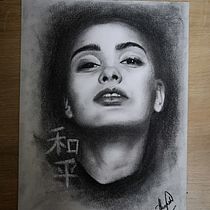 My project in Artistic Charcoal Portraiture: Creating Atmosphere course. Ilustração tradicional, Artes plásticas, Desenho, Desenho de retrato, Desenho realista, e Desenho artístico projeto de Hannah Leadbetter - 18.05.2021