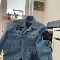 My project in Embroidery: Clothing Repair course. Projekt z dziedziny  Haft,  Szycie, DIY i Upcycling użytkownika Lýdie Obermannová - 31.05.2021