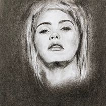 My project in Artistic Charcoal Portraiture: Creating Atmosphere course. Ilustração tradicional, Artes plásticas, Desenho, Desenho de retrato, Desenho realista, e Desenho artístico projeto de davidford0129 - 29.05.2021
