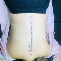 Mi Proyecto del curso: Tatuaje botánico con puntillismo. Projekt z dziedziny Trad, c, jna ilustracja, Projektowanie tatuaż, R i sunek botaniczn użytkownika yoliannerivera3 - 31.05.2021