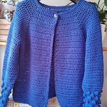 Meu projeto do curso:  Top-down: roupas de crochê sem costura. Un progetto di Fashion design, Fiber Art, DIY e Uncinetto di lucianaloges - 02.06.2021