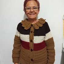 Meu projeto do curso:  Top-down: roupas de crochê sem costura. Un progetto di Fashion design, Fiber Art, DIY e Uncinetto di teka_ray - 11.06.2021