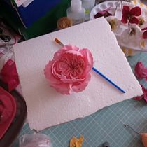 Mi Proyecto del curso: Flores de azúcar para cake design. Un progetto di Design e DIY di Noemí Cortés - 12.06.2021