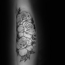 Mi Proyecto del curso: Tatuaje botánico con puntillismo. Projekt z dziedziny Trad, c, jna ilustracja, Projektowanie tatuaż, R i sunek botaniczn użytkownika Eduardo Felipe - 14.06.2021