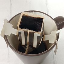 LIPA COFFEE Drip Coffee. Writing, Cop, writing, Social Media, and Communication project by Jan Archibald Ragos - 06.20.2021