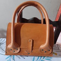 Mi Proyecto del curso: Creación de bolsos de cuero artesanales para principiantes. Design, Accessor, Design, Arts, Crafts, and Sewing project by carlosjaferando - 06.25.2021