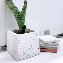 My project in Concrete Furniture Creation for Beginners course. Een project van Craft, Meubelontwerp en -bouw, Interieurontwerp,  Interieur y DIY van Tath Sanguanthai - 25.06.2021