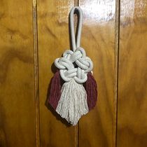 Mi Proyecto del curso: Muestrario de nudos de macramé . Un progetto di Design di accessori, Artigianato, Fiber Art e Macramè di becanic - 27.06.2021
